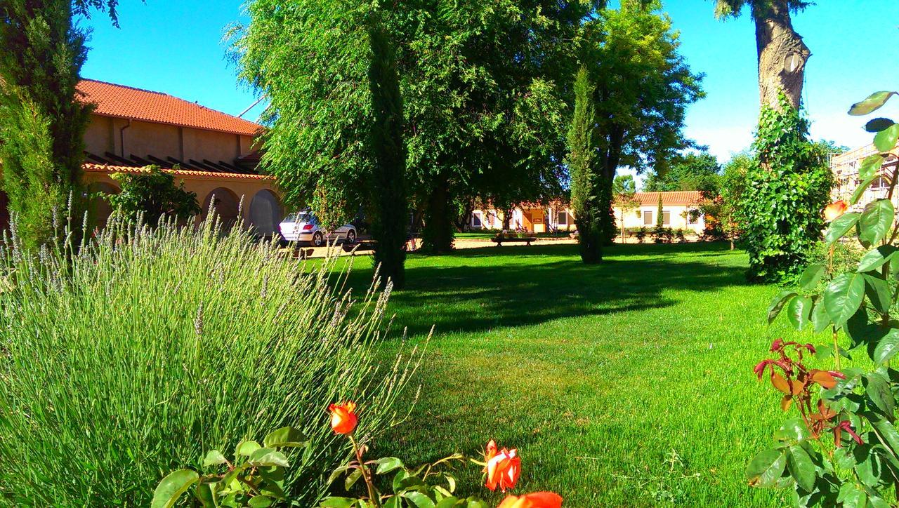 La Aldea Colorada Casa Rural Mota del Marqués Екстериор снимка