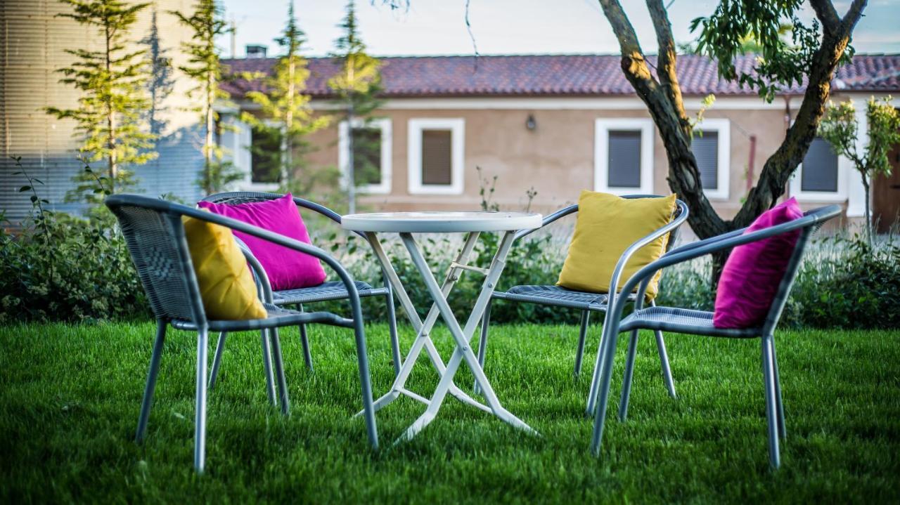 La Aldea Colorada Casa Rural Mota del Marqués Екстериор снимка